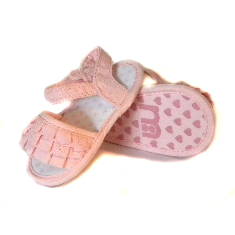 Růžové vyšívané sandálky